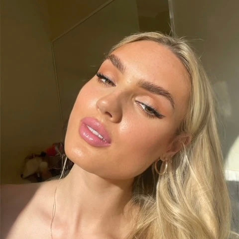 Satin Luxe Lipstick - Miss Sophia Lilac | Suzy