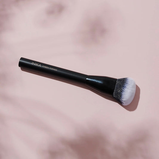 Cheek Topper Brush
