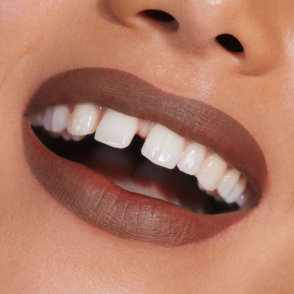 Taking Shape Lip Liner - All 90's